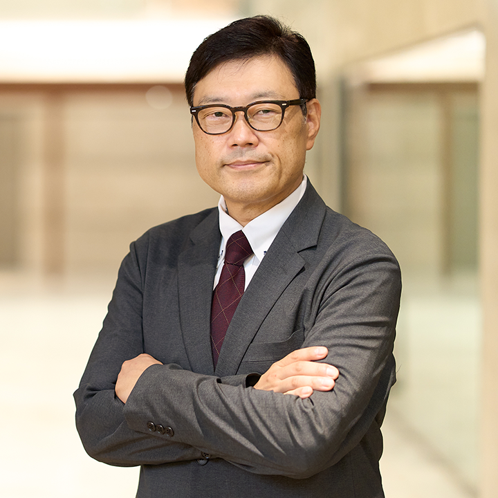 代表取締役